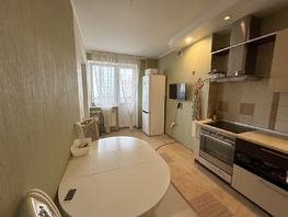 Продается 3-комнатная квартира Жмайлова ул, 90  м², 9100000 рублей