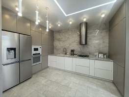 Продается 3-комнатная квартира Берберовская ул, 71.2 м², 10200000 рублей