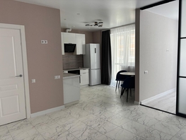 Продается 2-комнатная квартира Комарова б-р, 42  м², 6790000 рублей