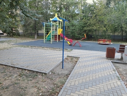 Продается 3-комнатная квартира Стачки пр-кт, 46.8 м², 3999999 рублей