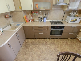 Продается 2-комнатная квартира Закруткина ул, 46.7  м², 6800000 рублей
